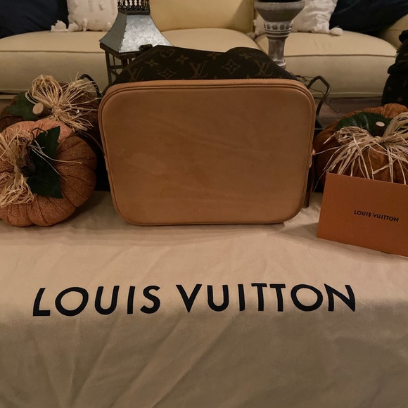 🛑SOLD  Authentic Louis Vuitton Petite Noe - Picture 5 of 8